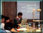 Dr Lee giving a lecture